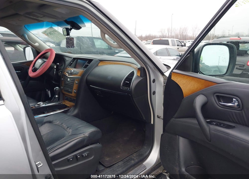 2011 INFINITI QX56 VIN: JN8AZ2NEXB9005638