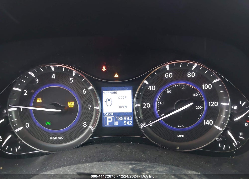 2011 INFINITI QX56 VIN: JN8AZ2NEXB9005638