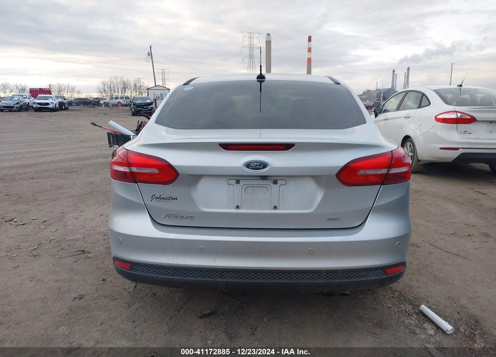 2017 FORD FOCUS SEL VIN: 1FADP3H26HL229738