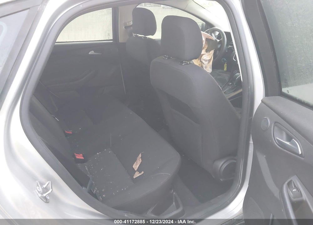 2017 FORD FOCUS SEL VIN: 1FADP3H26HL229738