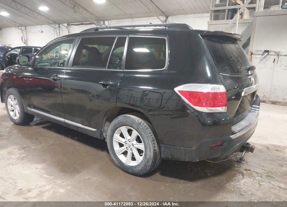 2013 TOYOTA HIGHLANDER PLUS/SE VIN: 5TDBK3EH1DS247999
