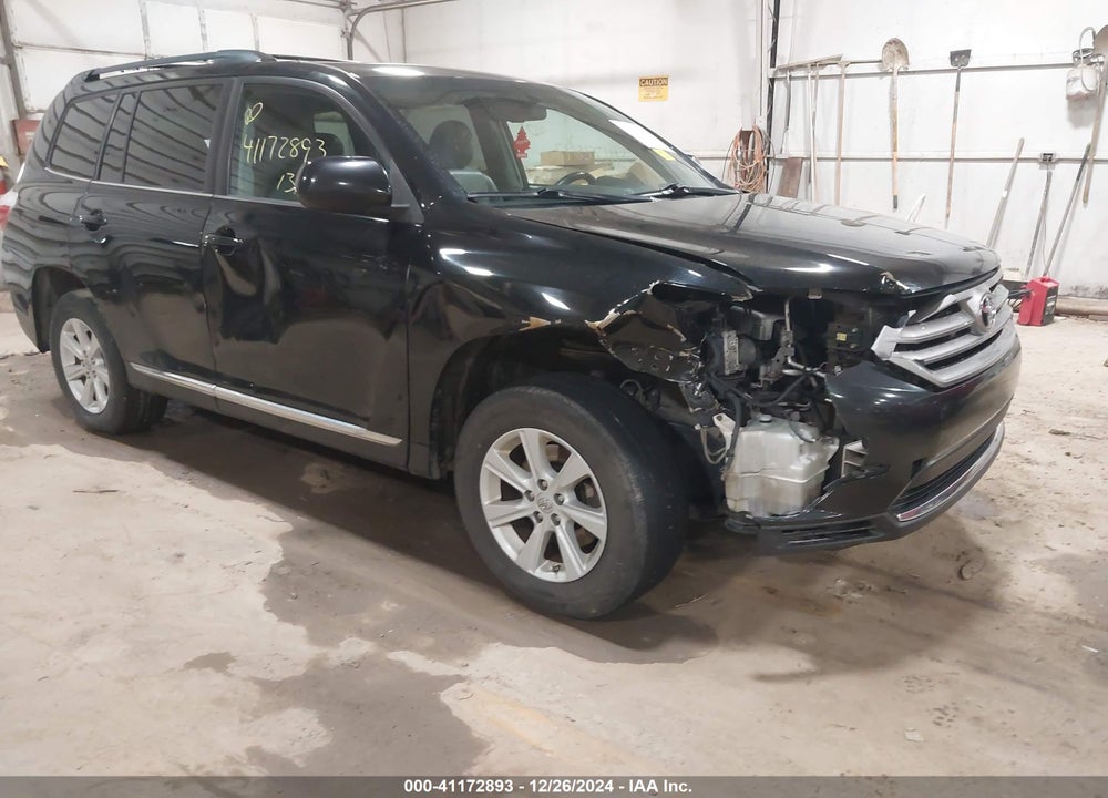 2013 TOYOTA HIGHLANDER PLUS/SE VIN: 5TDBK3EH1DS247999