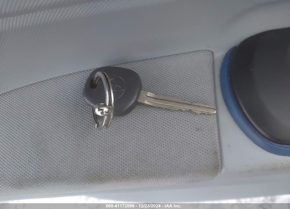 2013 TOYOTA PRIUS C VIN: JTDKDTB36D1044459