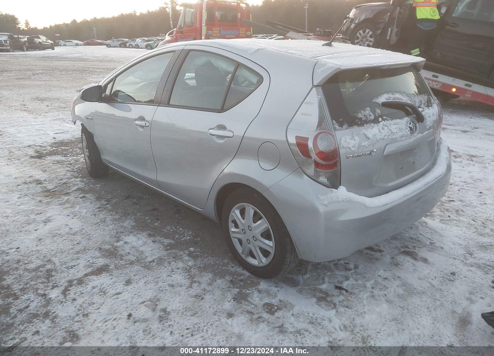 2013 TOYOTA PRIUS C VIN: JTDKDTB36D1044459
