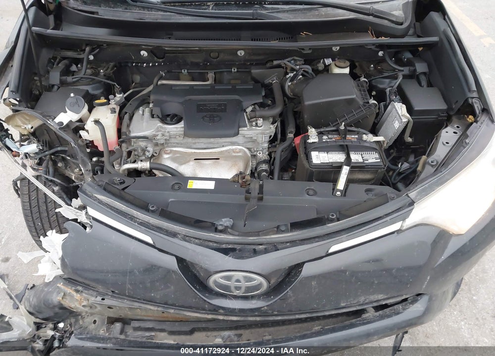 2017 TOYOTA RAV4 VIN: 2T3RFREV7HW655889