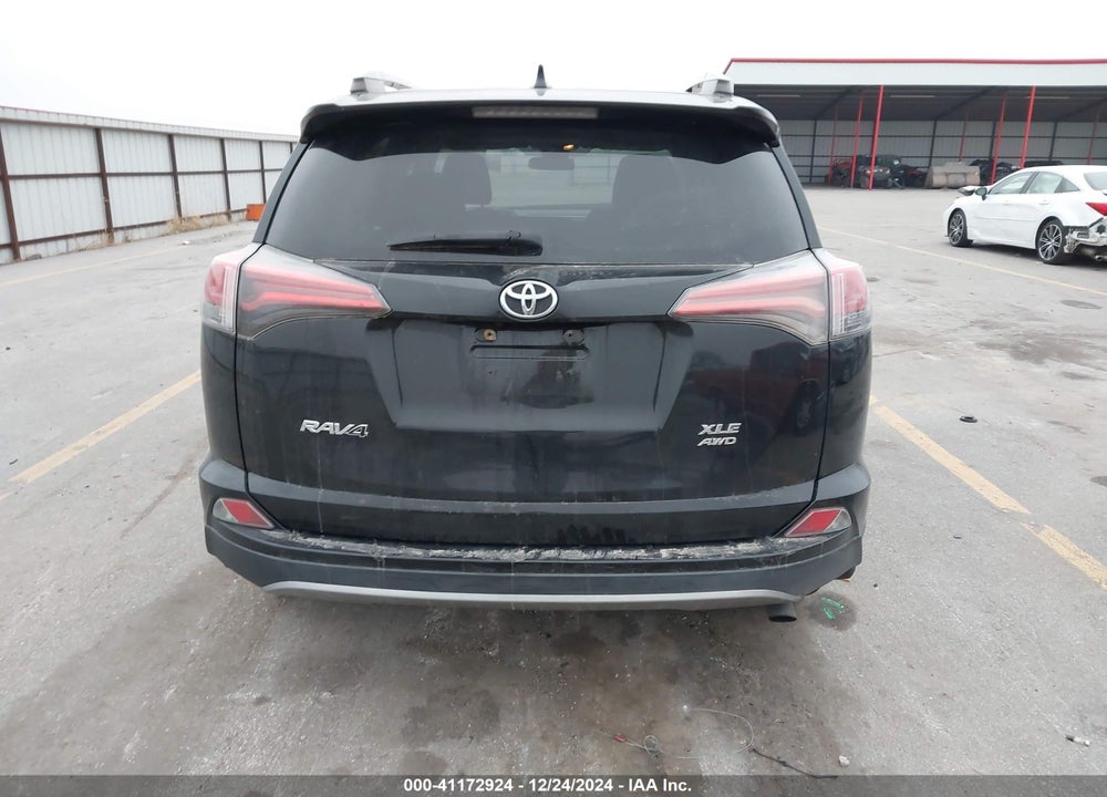 2017 TOYOTA RAV4 VIN: 2T3RFREV7HW655889