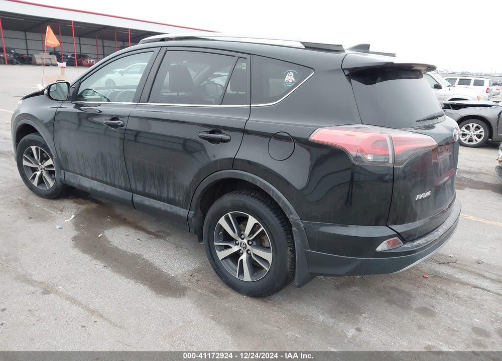 2017 TOYOTA RAV4 VIN: 2T3RFREV7HW655889