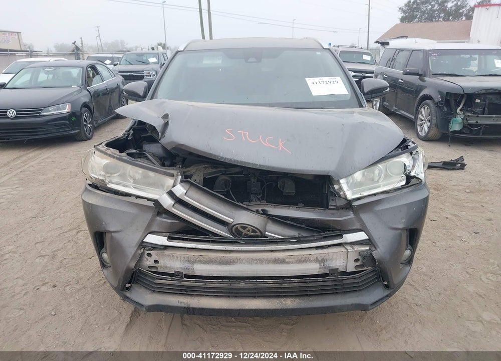 2017 TOYOTA HIGHLANDER VIN: 5TDKZRFH2HS195429