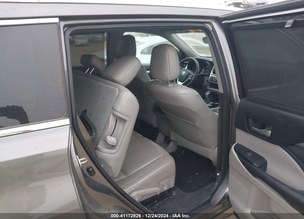 2017 TOYOTA HIGHLANDER VIN: 5TDKZRFH2HS195429