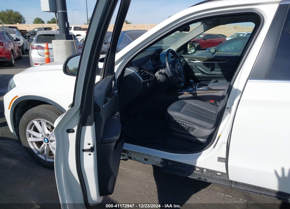 2015 BMW X5 XDRIVE35I VIN: 5UXKR0C59F0K61897