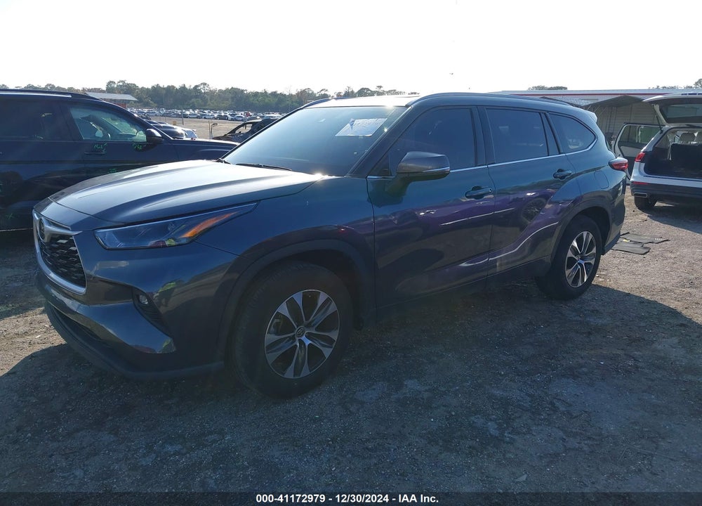2022 TOYOTA HIGHLANDER XLE VIN: 5TDGZRAH4NS129280
