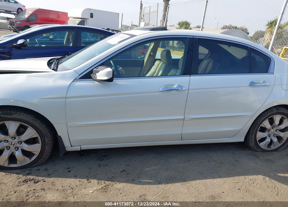 2008 HONDA ACCORD 3.5 EX-L VIN: 1HGCP36858A011607