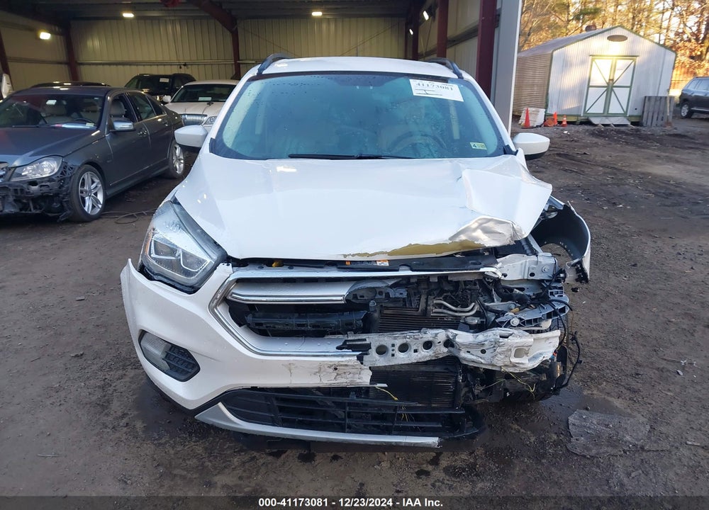 2018 FORD ESCAPE SEL VIN: 1FMCU0HD4JUB27171