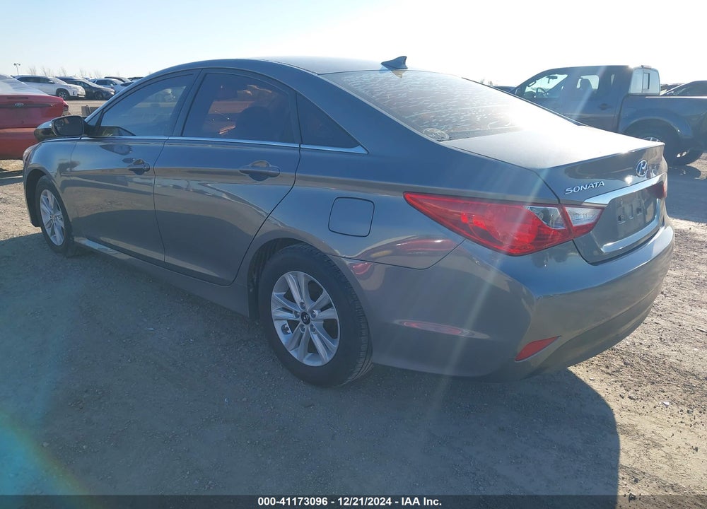 2014 HYUNDAI SONATA GLS VIN: 5NPEB4AC2EH927950