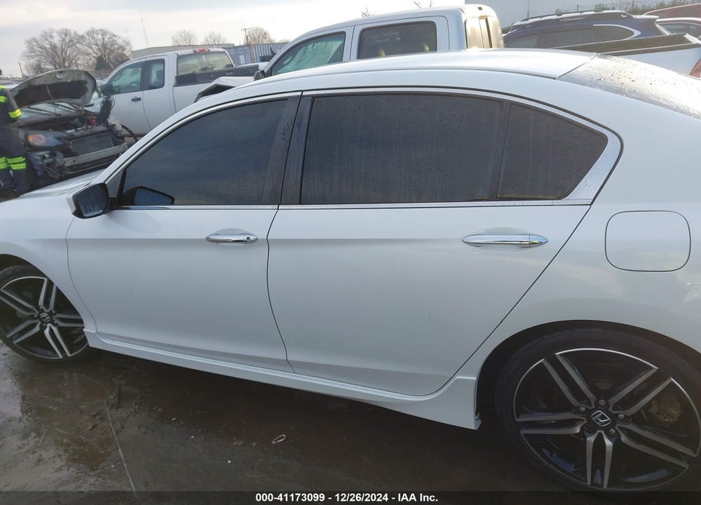 2017 HONDA ACCORD SPORT SE VIN: 1HGCR2F10HA088523