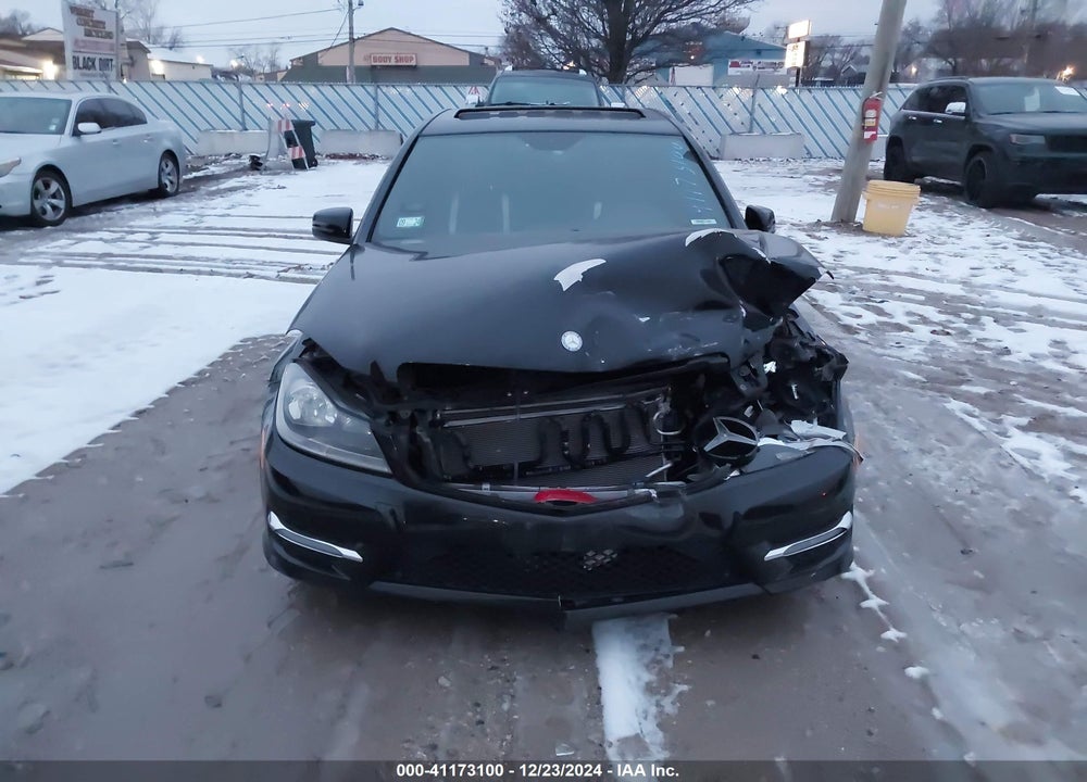 2013 MERCEDES-BENZ C 300 VIN: WDDGF8AB9DG116439