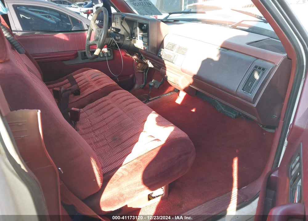 1993 CHEVROLET GMT-400 K1500 VIN: 1GCEK14K7PZ150193