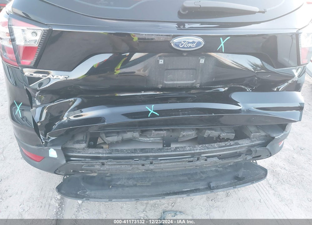 2017 FORD ESCAPE S VIN: 1FMCU0F72HUE02012