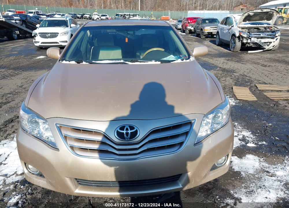 2010 TOYOTA CAMRY LE VIN: 4T1BF3EKXAU028851