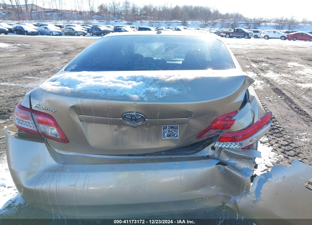 2010 TOYOTA CAMRY LE VIN: 4T1BF3EKXAU028851