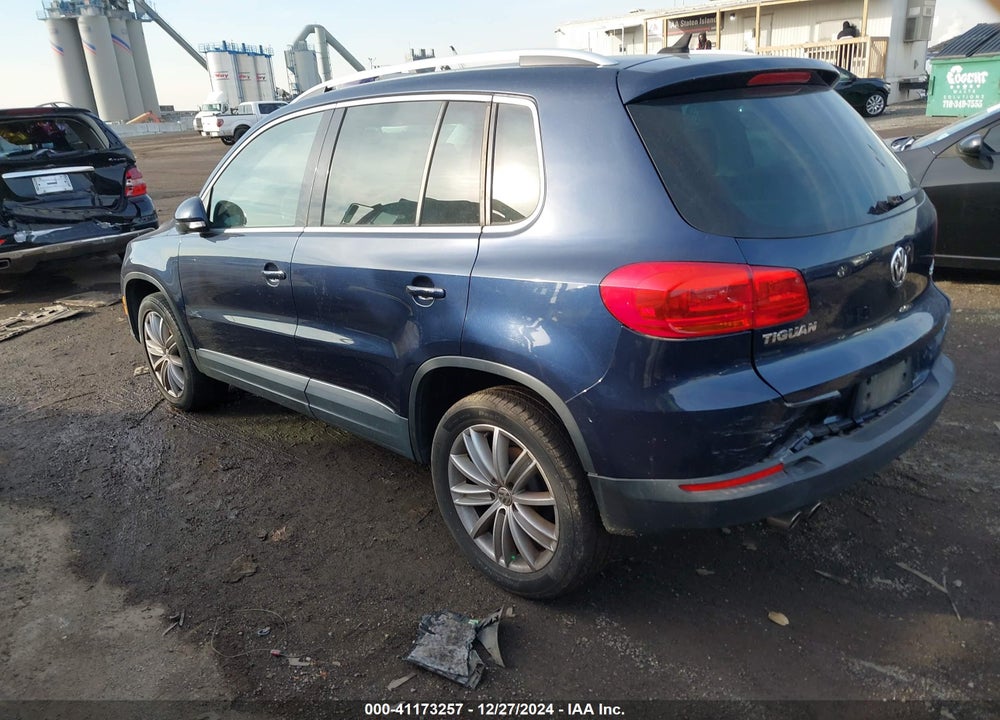 2012 VOLKSWAGEN TIGUAN SE VIN: WVGBV7AX9CW559834