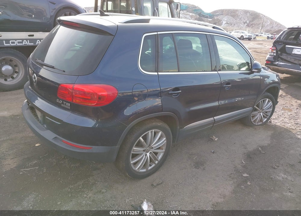 2012 VOLKSWAGEN TIGUAN SE VIN: WVGBV7AX9CW559834