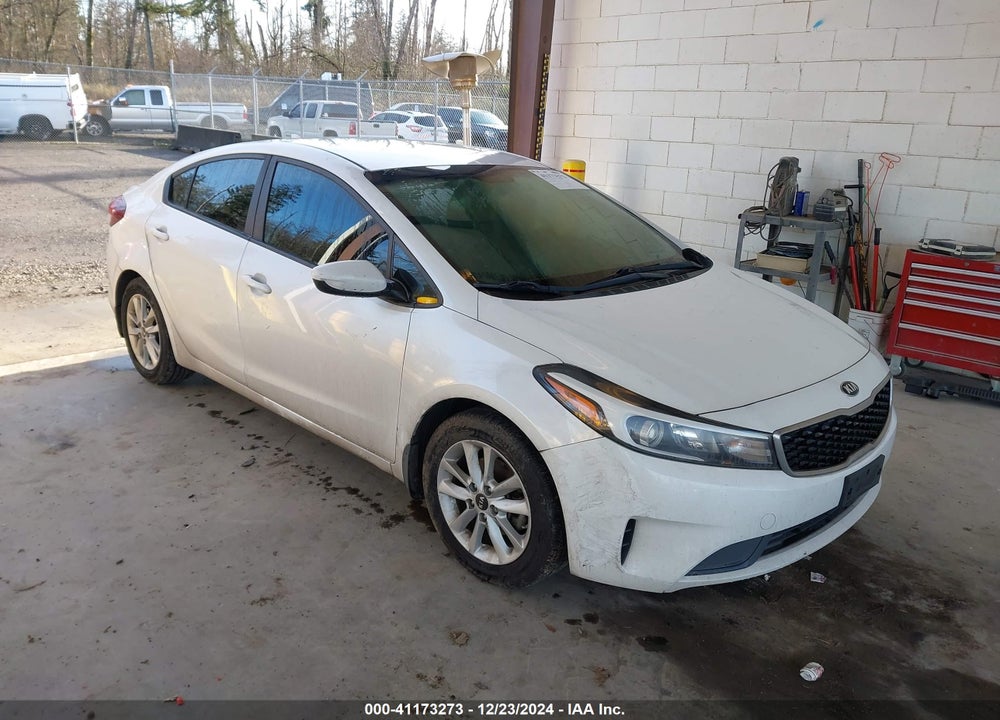 2017 KIA FORTE LX VIN: 3KPFL4A72HE148626