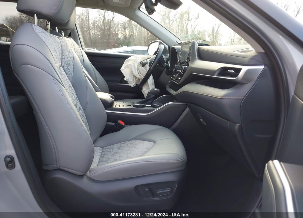 2022 TOYOTA HIGHLANDER HYBRID XLE BRONZE EDITION VIN: 5TDABRCH3NS540127