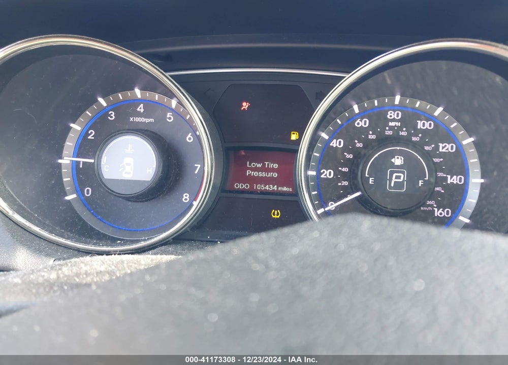 2011 HYUNDAI SONATA VIN: 5NPEB4AC7BH135739