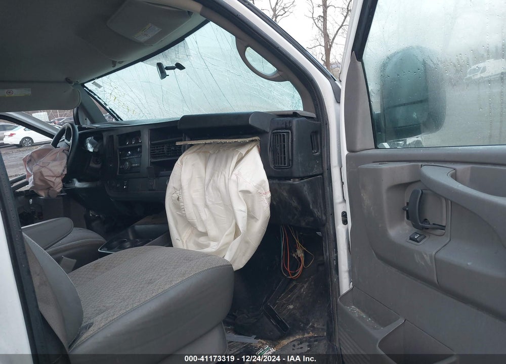 2015 GMC SAVANA VIN: 1GTW7FCF6F1909405