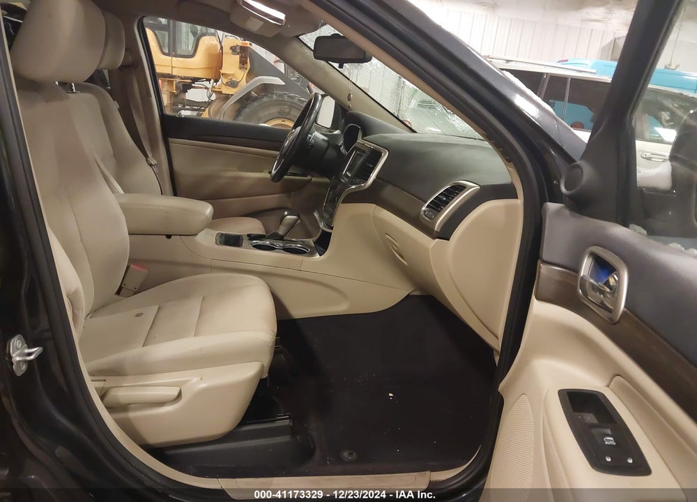 2016 JEEP GRAND CHEROKEE VIN: 1C4RJFAG6GC313257