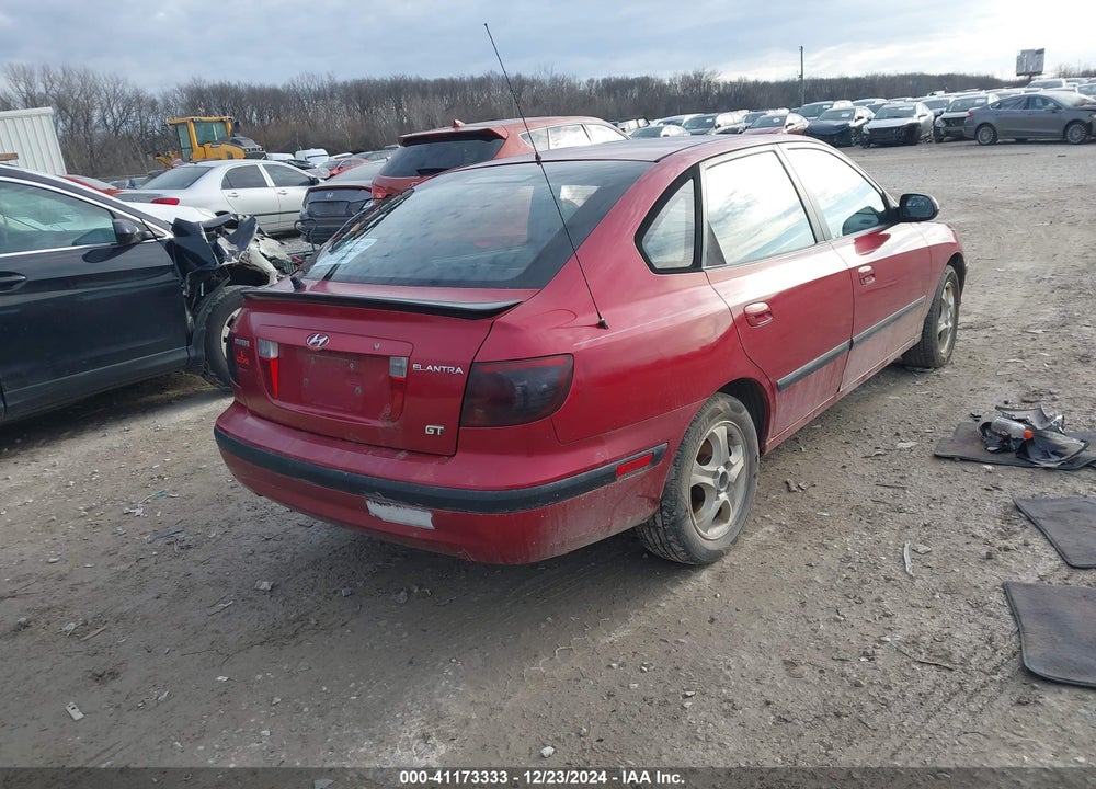 2004 HYUNDAI ELANTRA GT VIN: KMHDN56D04U121941