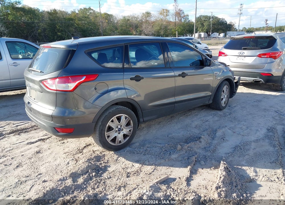 2016 FORD ESCAPE S VIN: 1FMCU0F7XGUA04058