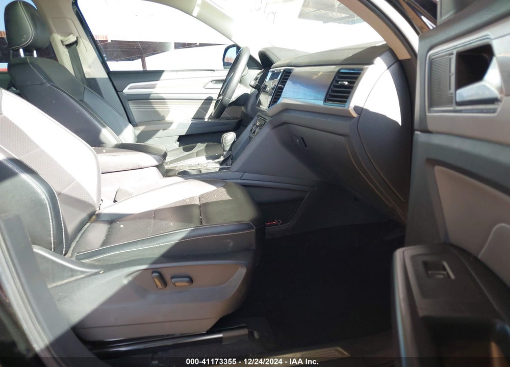 2021 VOLKSWAGEN ATLAS 3.6L V6 SEL VIN: 1V2ER2CA0MC574547