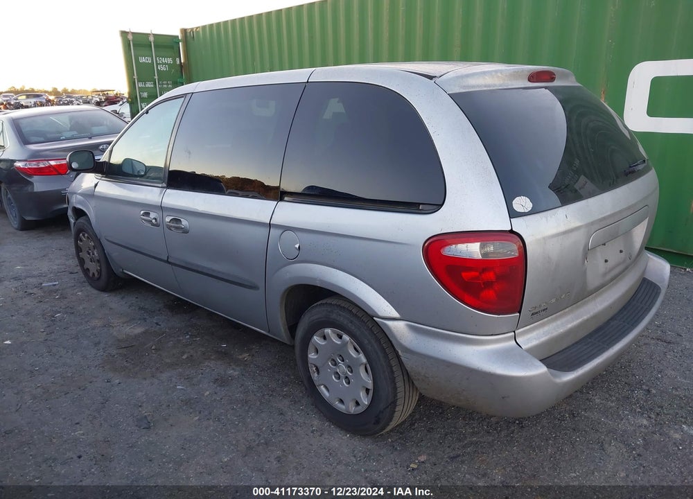 2003 CHRYSLER VOYAGER LX VIN: 1C4GJ45343B157058