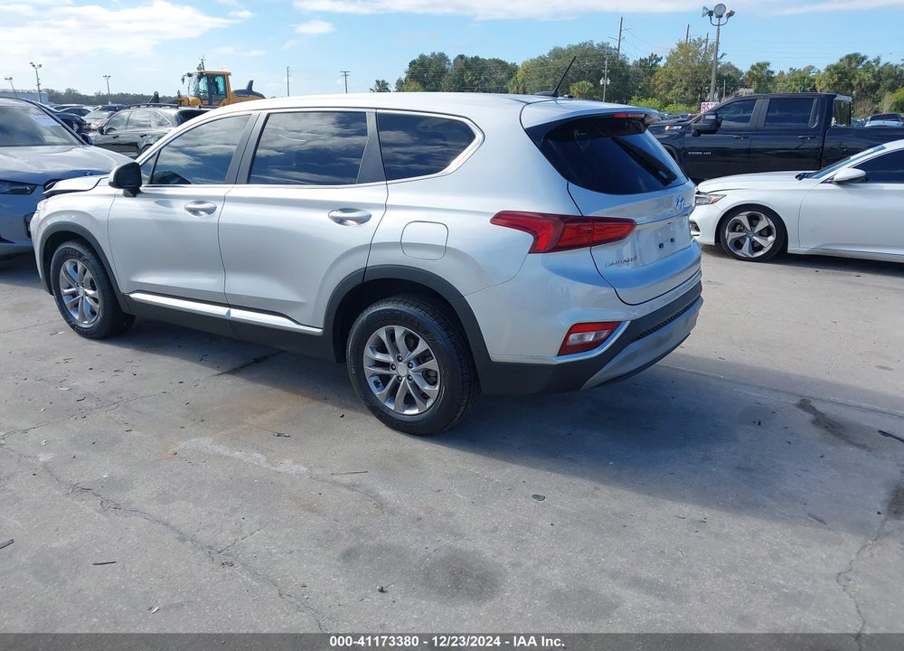 2019 HYUNDAI SANTA FE VIN: 5NMS2CAD8KH121402