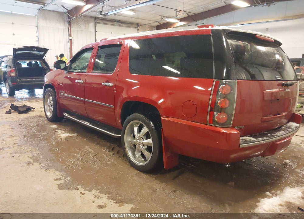 2013 GMC YUKON XL VIN: 1GKS2MEF1DR142225