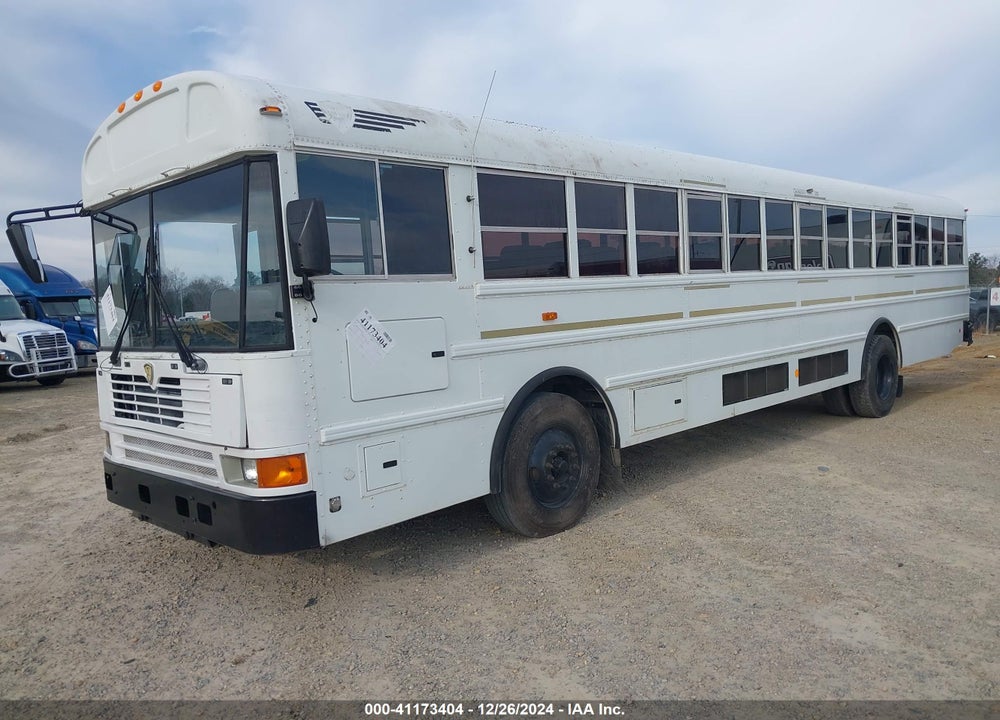 2010 IC CORPORATION 3000 FE VIN: 4DRANAAN9AA214742