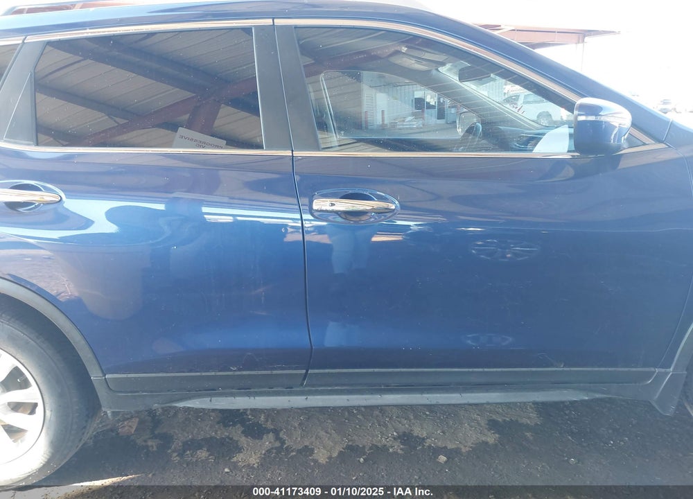 2017 NISSAN ROGUE SV VIN: JN8AT2MT2HW132945