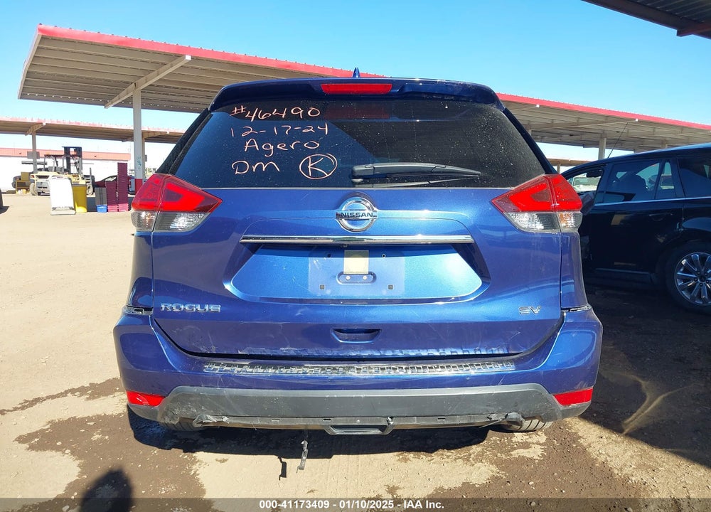 2017 NISSAN ROGUE SV VIN: JN8AT2MT2HW132945