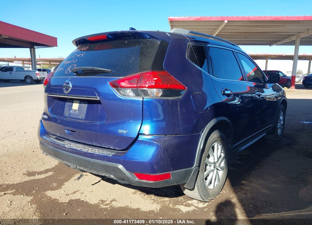2017 NISSAN ROGUE SV VIN: JN8AT2MT2HW132945