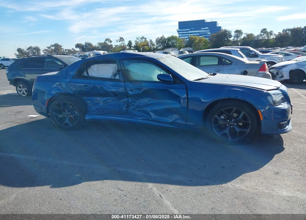 2023 CHRYSLER 300 TOURING L VIN: 2C3CCADG1PH624501