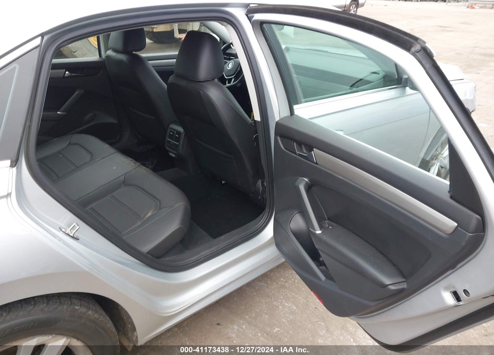 2020 VOLKSWAGEN PASSAT VIN: 1VWSA7A37LC020706