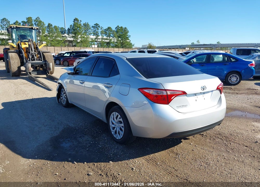 2018 TOYOTA COROLLA VIN: 5YFBURHE5JP774317