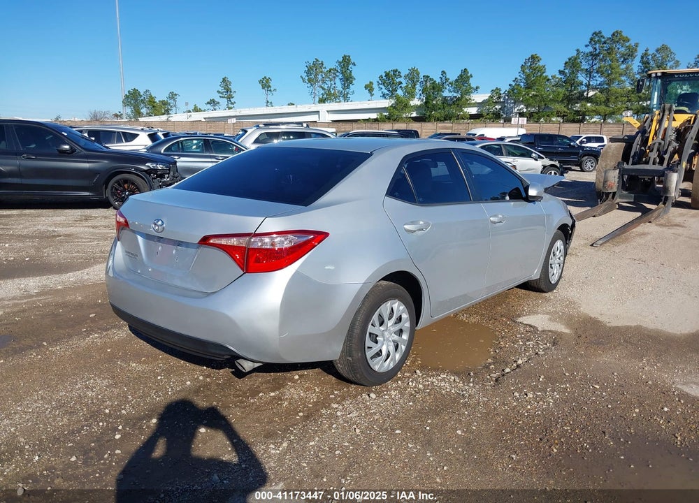 2018 TOYOTA COROLLA VIN: 5YFBURHE5JP774317