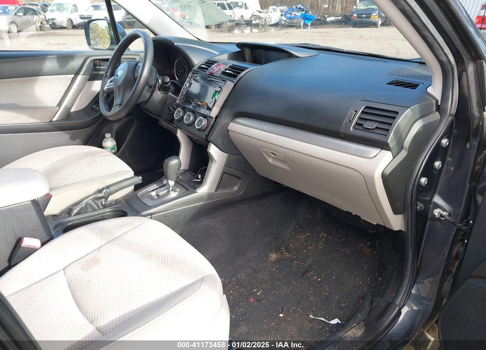 2014 SUBARU FORESTER 2.5I PREMIUM VIN: JF2SJAEC8EH546621