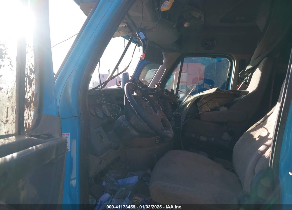 2014 FREIGHTLINER CASCADIA 125 VIN: 3AKJGLBG1ESBC1097