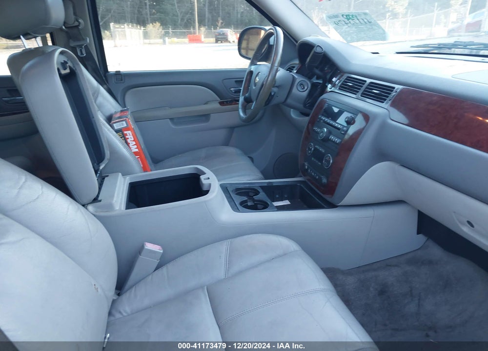 2010 CHEVROLET AVALANCHE 1500 LT1 VIN: 3GNNCFE03AG288657