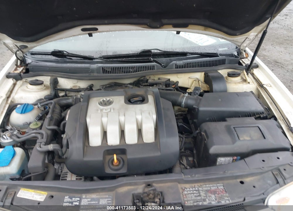 2005 VOLKSWAGEN JETTA GL TDI VIN: WVWRR61JX5W041232