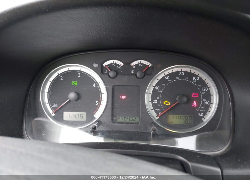 2005 VOLKSWAGEN JETTA GL TDI VIN: WVWRR61JX5W041232